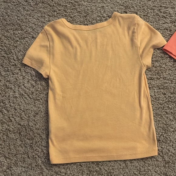 Size small: American Eagle baby tees, worn once or twice. - Picture 3 of 5